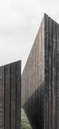 Wooden villa in the province of Bolzano | © Gustav Willeit Wooden villa in the province of Bolzano | © Gustav Willeit