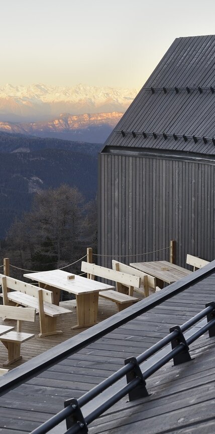 Rifugio in legno in Provincia di Bolzano | © Oskar Da Riz